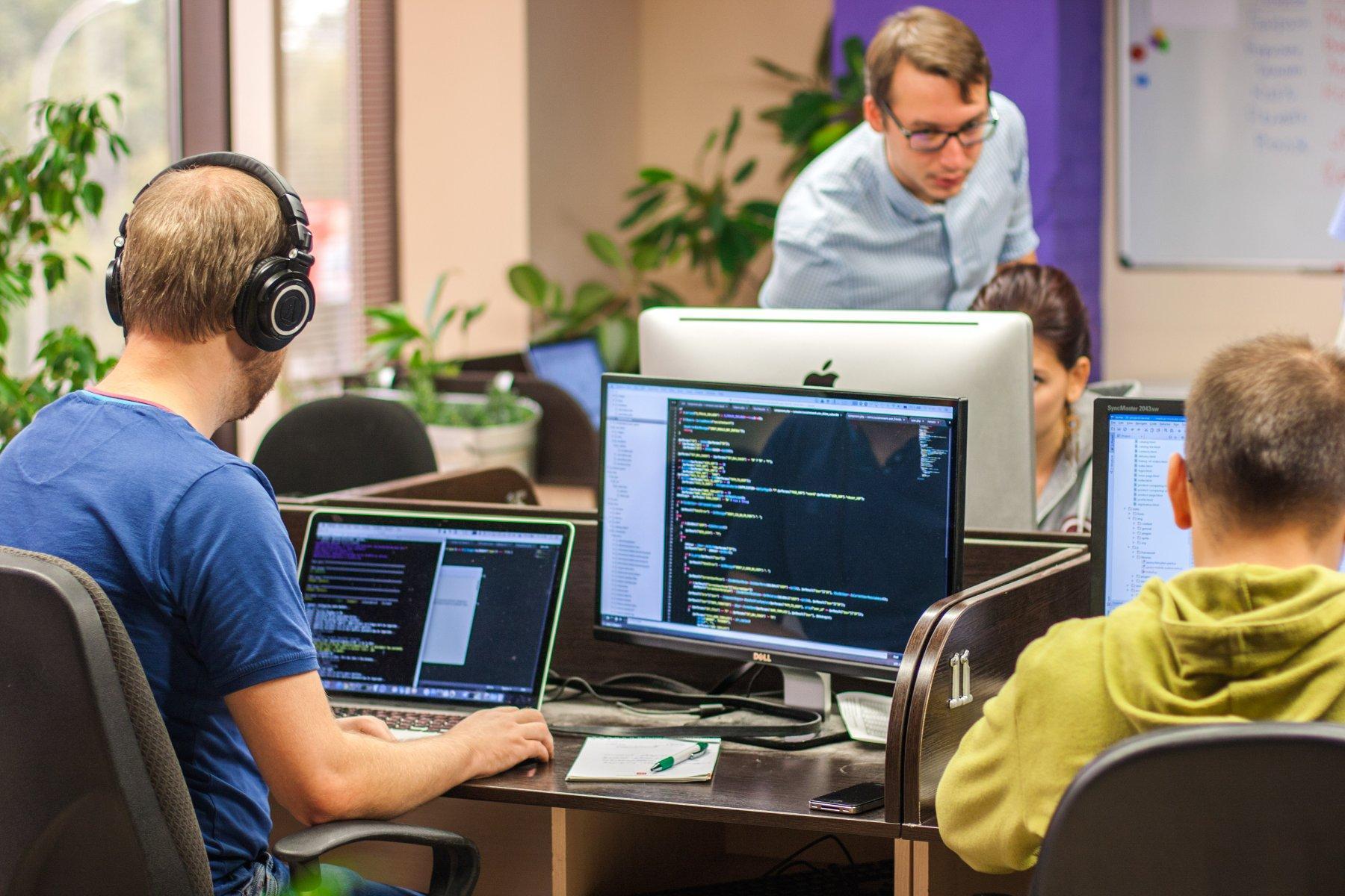 Web Sitesi Açmadan Önce Adana’da Sektör Analizi Nasıl Yapılır?